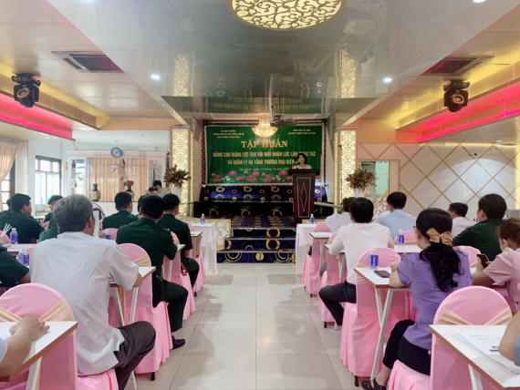 Khai giảng lớp tập huấn, nâng cao năng lực cho đội ngũ cán bộ làm công tác quản lý hạ tầng thương mại biên giới năm 2023